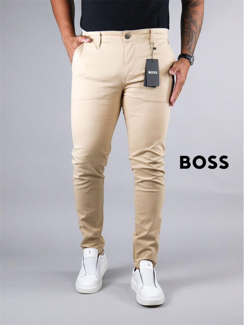 Calça Boss de Sarja Chino Stretch Slim Fit - Areia
